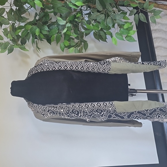 Natural Reflections Olive and Black Patterned Jacket - Picture 1 of 10